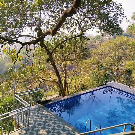 Sunset Valley Kerala Pool Resort - Serene Natural Forest Cottage Stay In Idukki With Sunrise & Sunset Panoramas, Natural Streams & Tranquil Summer Evenings Pīrmed Extérieur photo