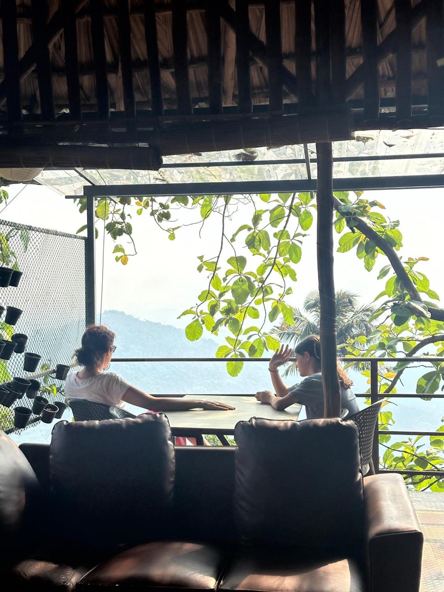 Sunset Valley Kerala Pool Resort - Serene Natural Forest Cottage Stay In Idukki With Sunrise & Sunset Panoramas, Natural Streams & Tranquil Summer Evenings Pīrmed Extérieur photo