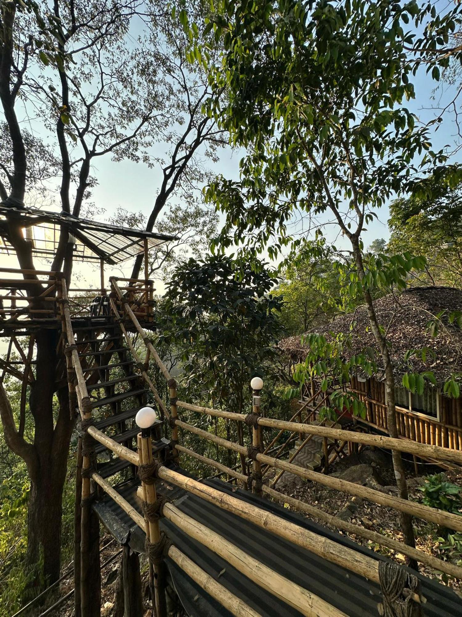 Sunset Valley Kerala Pool Resort - Serene Natural Forest Cottage Stay In Idukki With Sunrise & Sunset Panoramas, Natural Streams & Tranquil Summer Evenings Pīrmed Extérieur photo